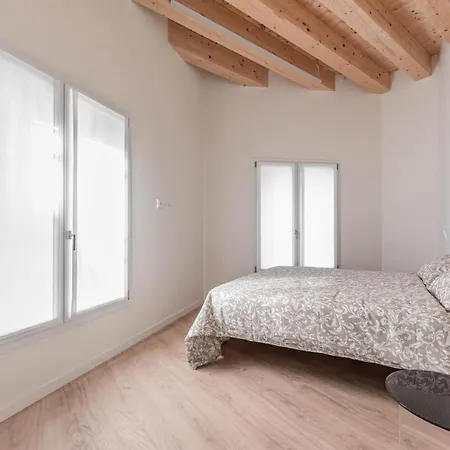 Palazzo '900 Design Flats - L'orologiaio Apartment *
